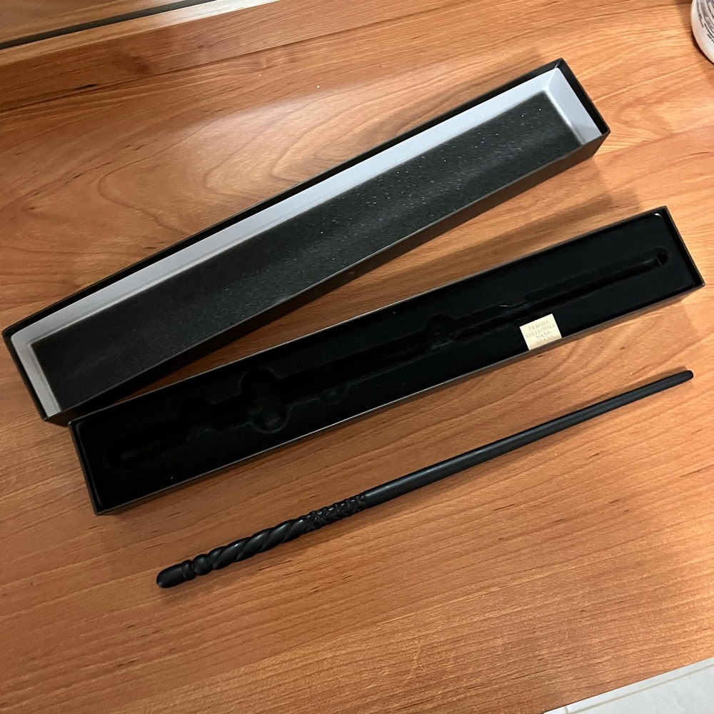 Collectible Black Wand and Box